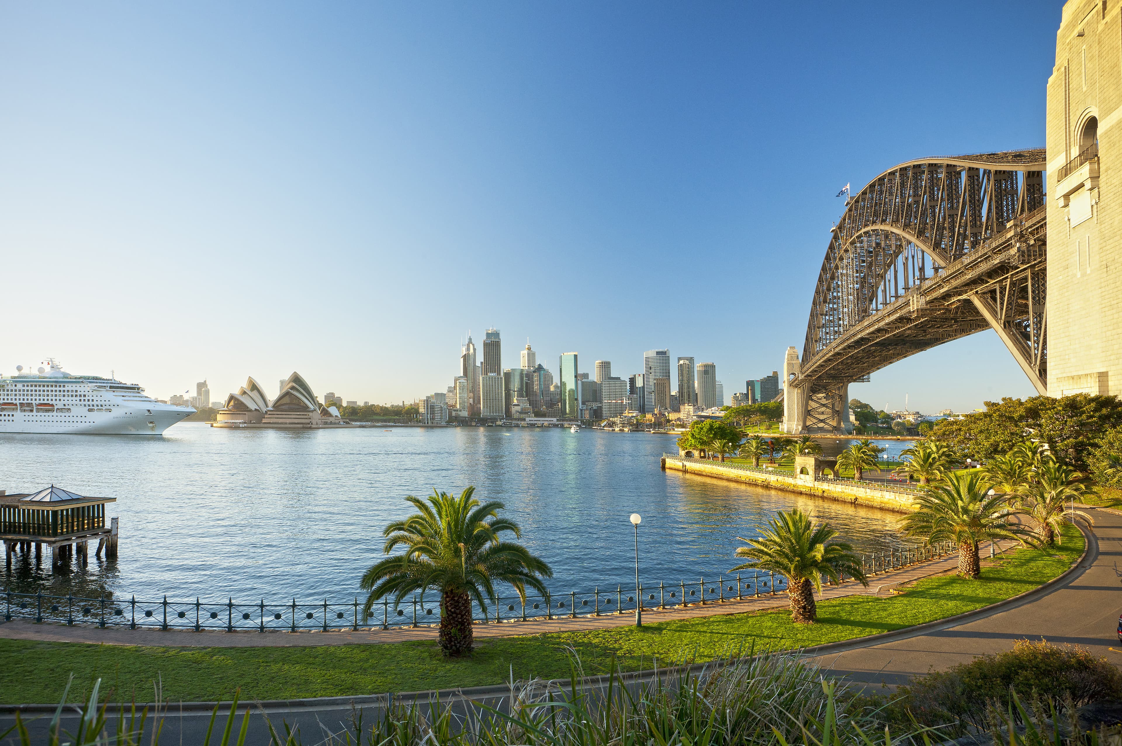 Sydney Harbour and Harbour Bridge, New South Wales